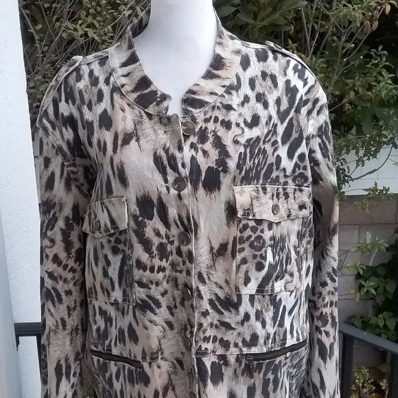 NEW DG2 Diane Gilman Jacket Women's Size 2X Animal Print Jacket - Picture 3 of 7